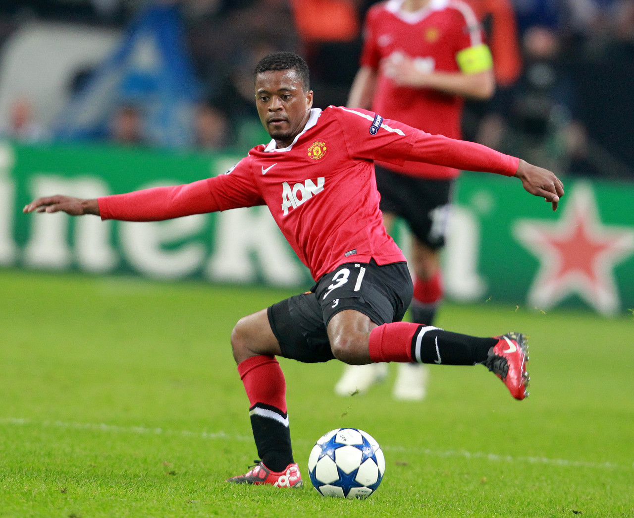 基础设施建 基础设施建